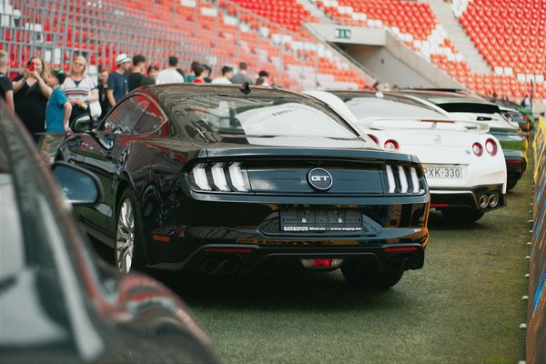 Quels sont les avantages des nouveaux systèmes de détection de piétons pour les zones scolaires?