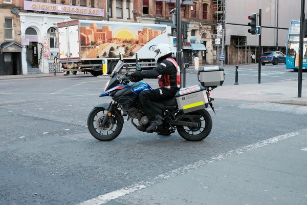 Conseils de sécurité indispensables pour tous les motards